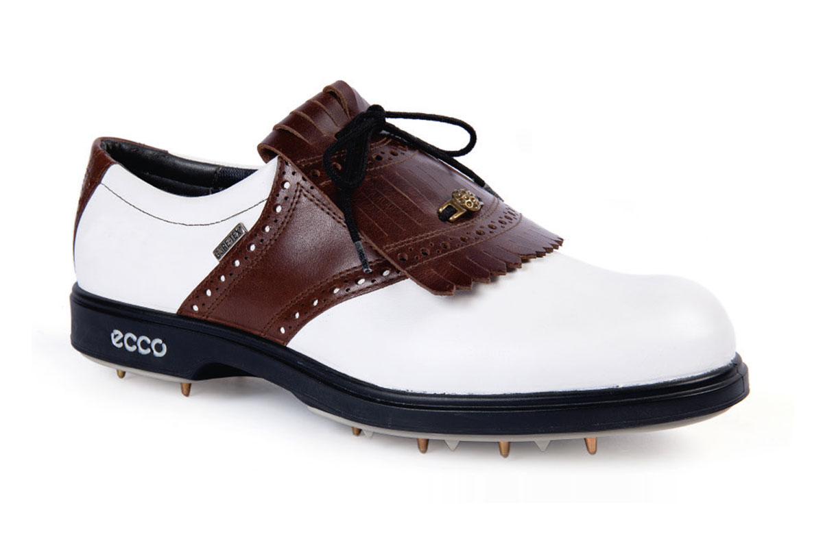 25 Jahre ECCO GOLF, 1996: Das erste Paar ECCO GOLF Schuhe wird in DÃ¤nemark verkauft